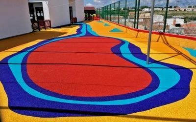 Spielplatz auf dem Dach in Sevilla, Spanien