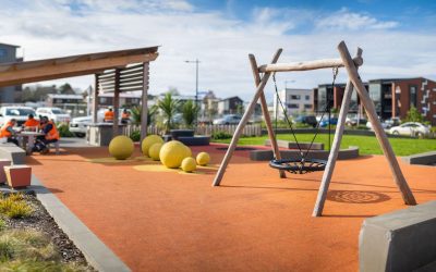 Gemeinschaftsspielplatz im Richardson Park in Anckland, Neuseeland.