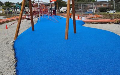 Avance de un nuevo parque infantil instalado en la reserva de Alkrington, en Nueva Gales del Sur (Australia).