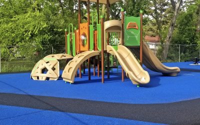 Nouvelle aire de jeux installée par Safety 1st Playgrounds