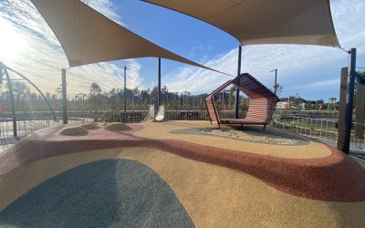 Nouveau revêtement Softfall TPV de Rosehill dans un parc de Sydney